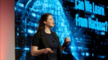 Keren Elezari headlines the keynote stage and gives a talk at Infosecurity Europe 2023 