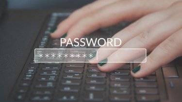  Image illustrating tips for password protection, featuring a lock, keyboard, and security icons.