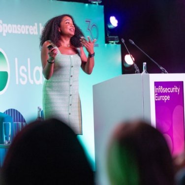 Speaker on the keynote stage